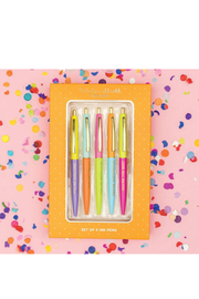COMPLIMENTARY COLOR INK PEN SET IN GIFT BOX