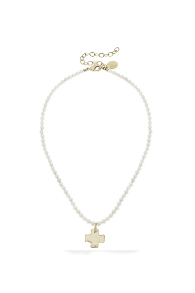 FRESHWATER PEARL NECKLACE WITH GOLD CROSS